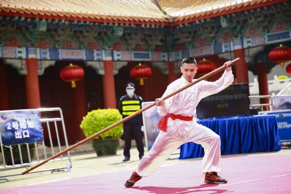 世界纪录, 快乐从早上, 日至 世界纪录, 快乐从早上, 日至