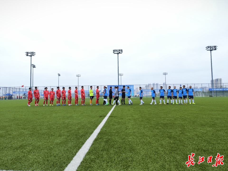 一到武汉, 武汉天马微